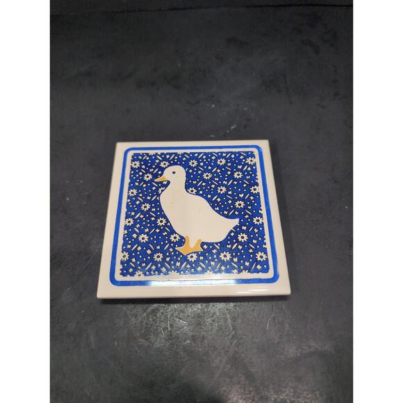 Orient Duck Farmhouse Coaster, Country Kitchen Decor Tile, Footed Drink Coaster - Picture 1 of 6